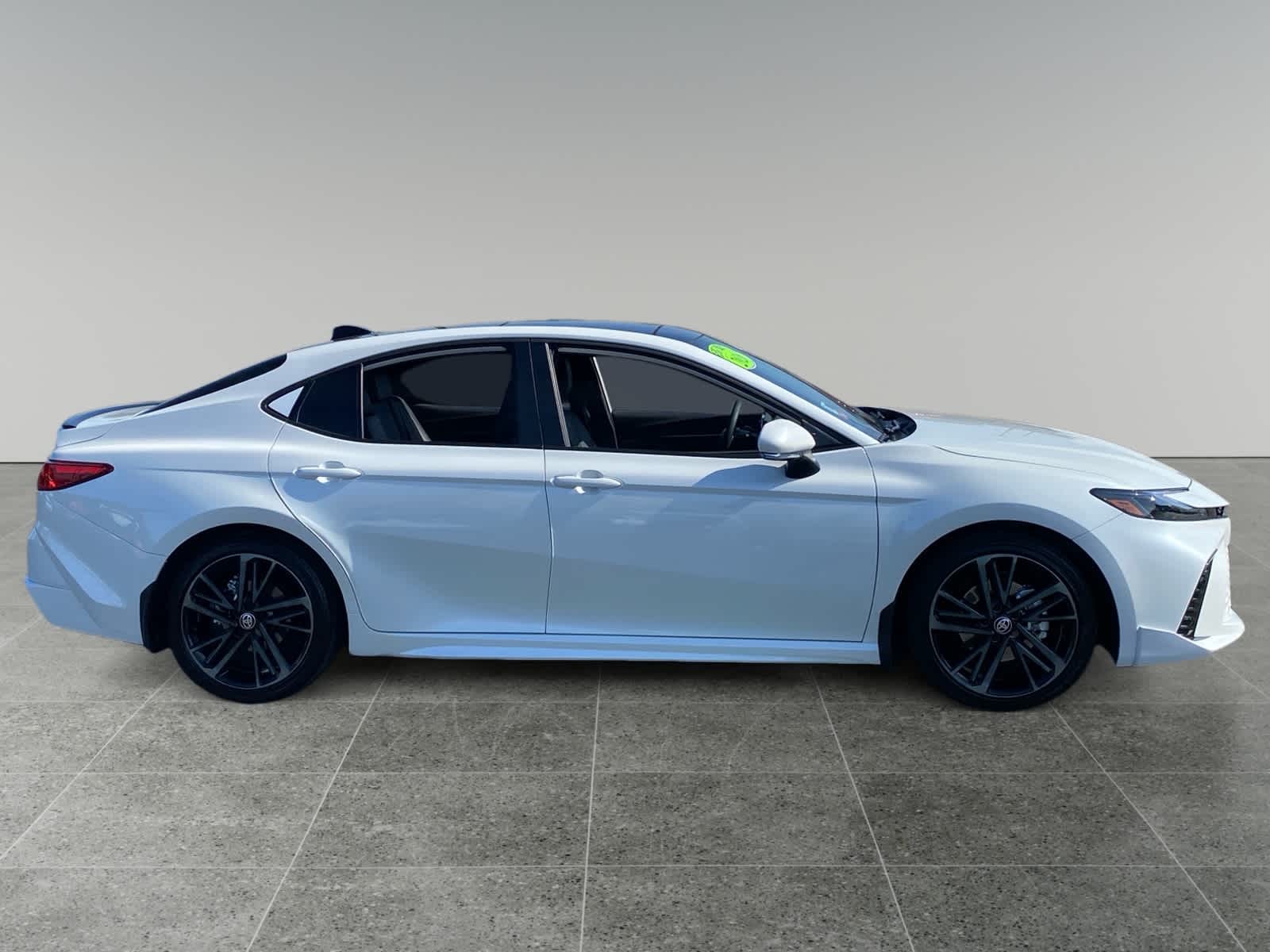 2026 Toyota Camry XSE - Photo 6