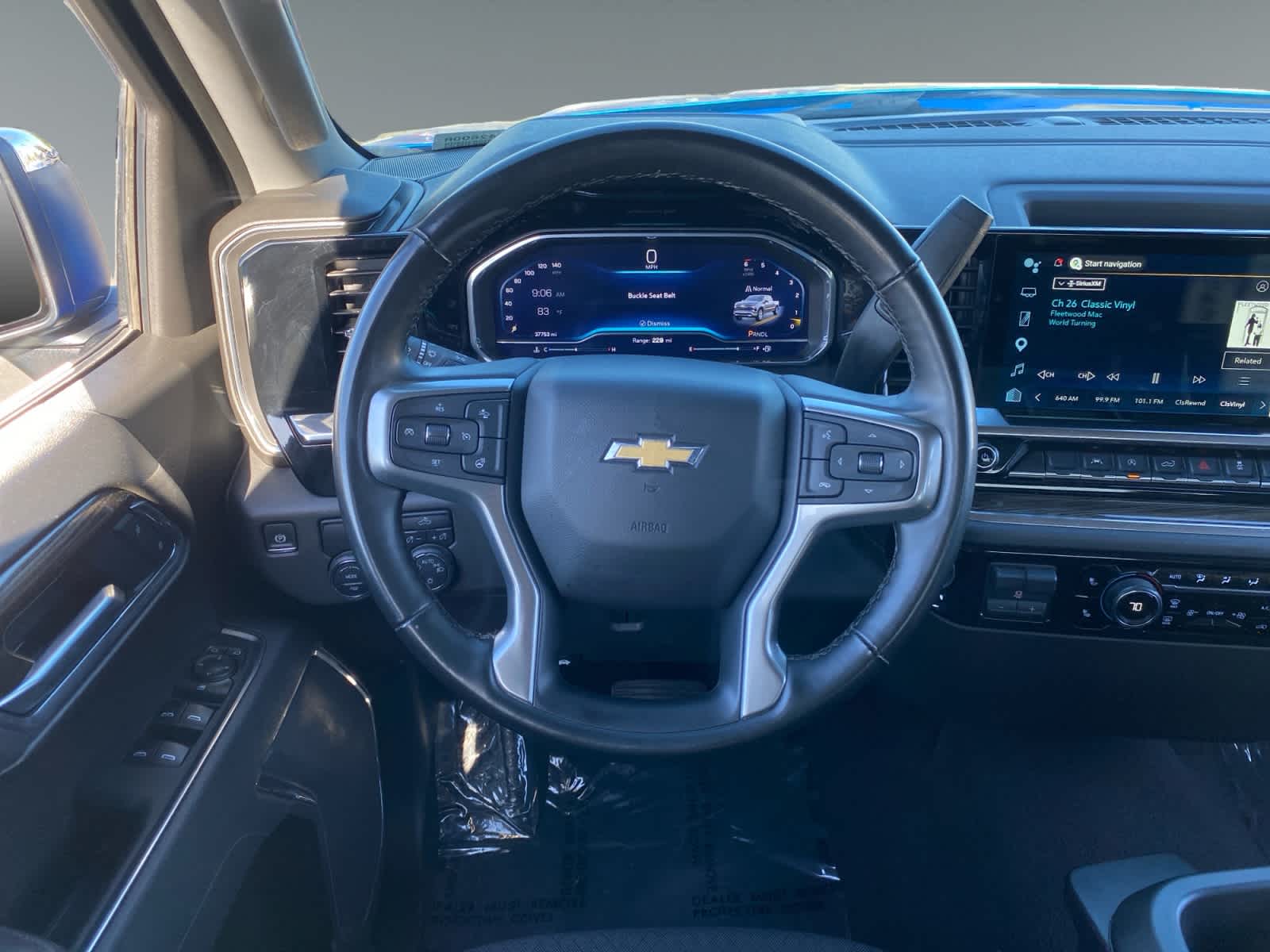 2025 Chevrolet Silverado 1500 LT - Photo 12