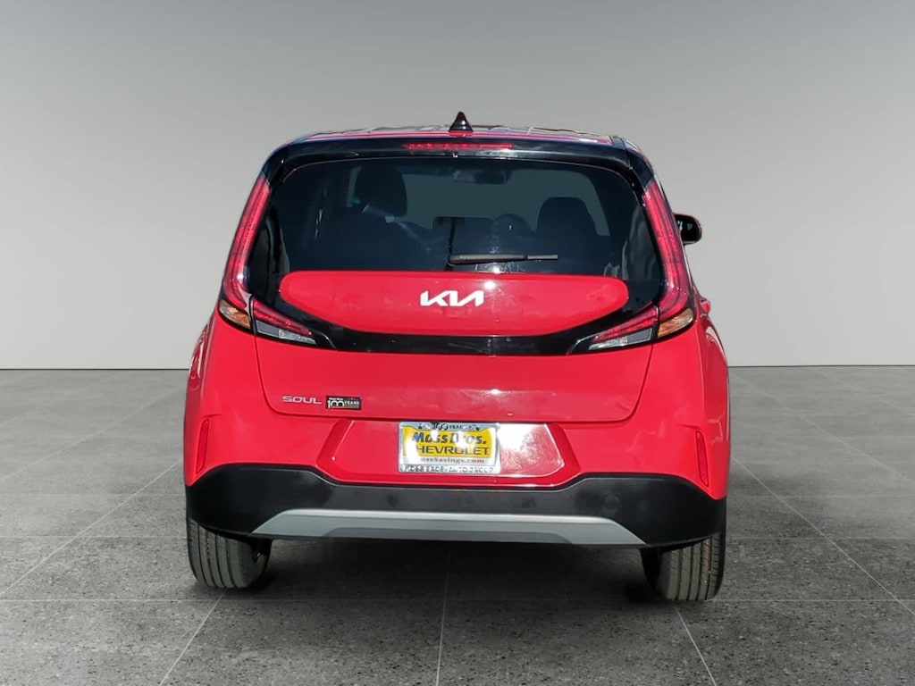 Used 2024 Kia Soul LX Hatchback