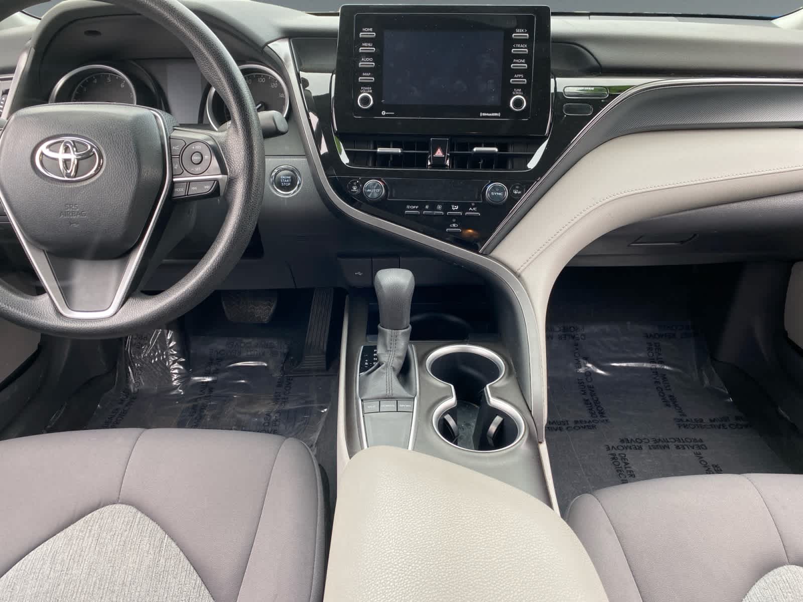 2023 Toyota Camry LE - Photo 11