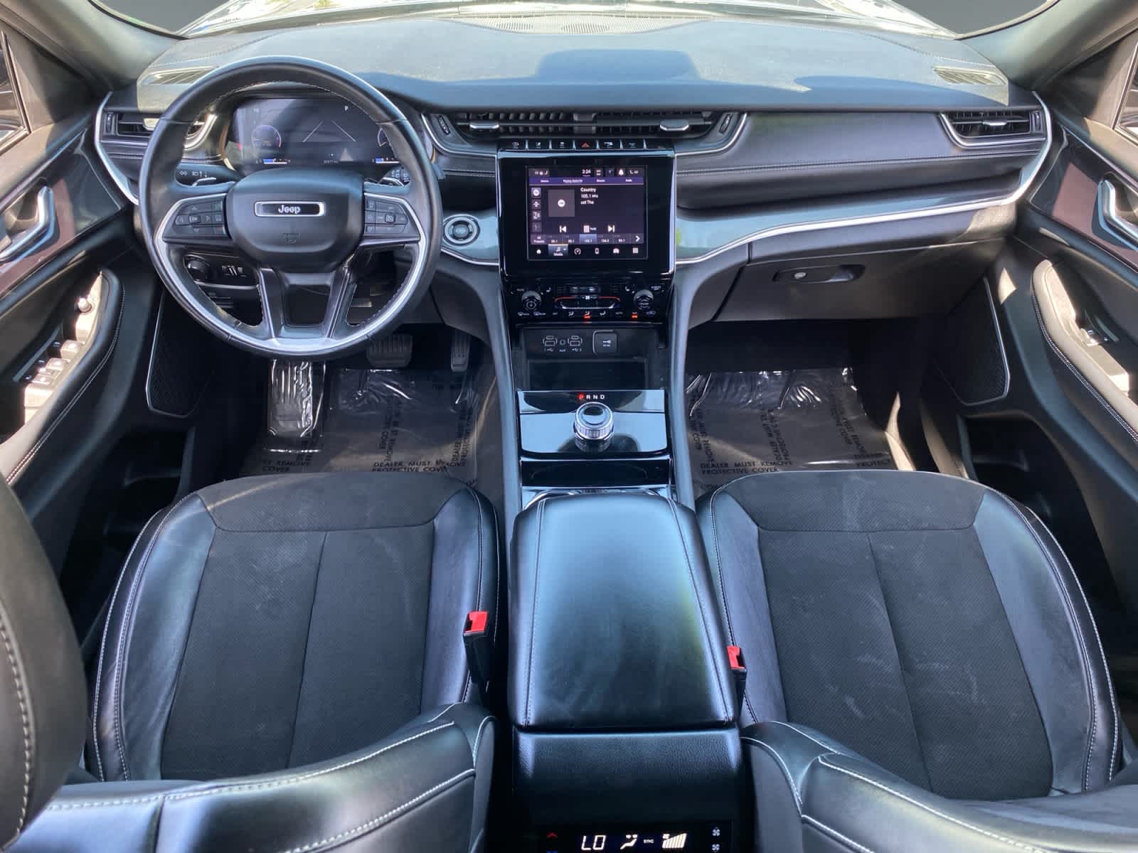 2021 Jeep Grand Cherokee L Altitude - Photo 10