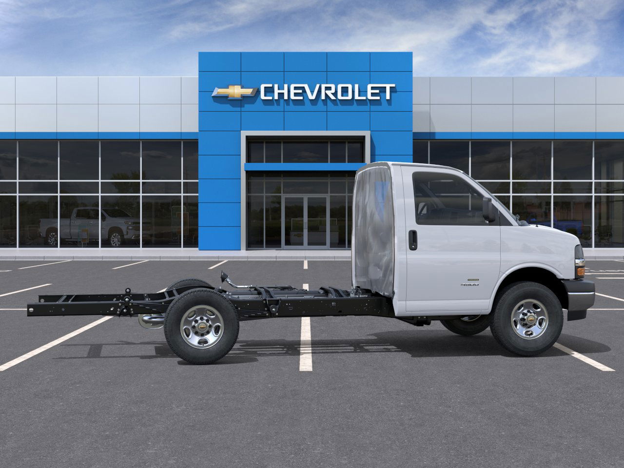2026 Chevrolet Express Cutaway 3500 1WT photo 5