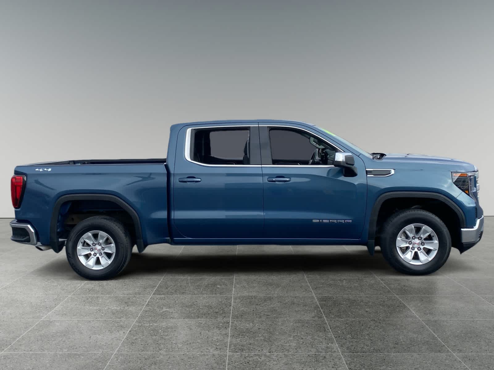 2024 GMC Sierra 1500 SLE - Photo 6