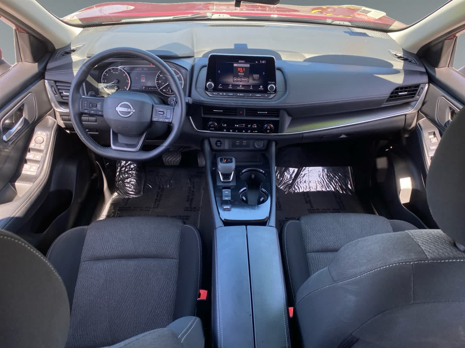2025 Nissan Rogue SV - Photo 10