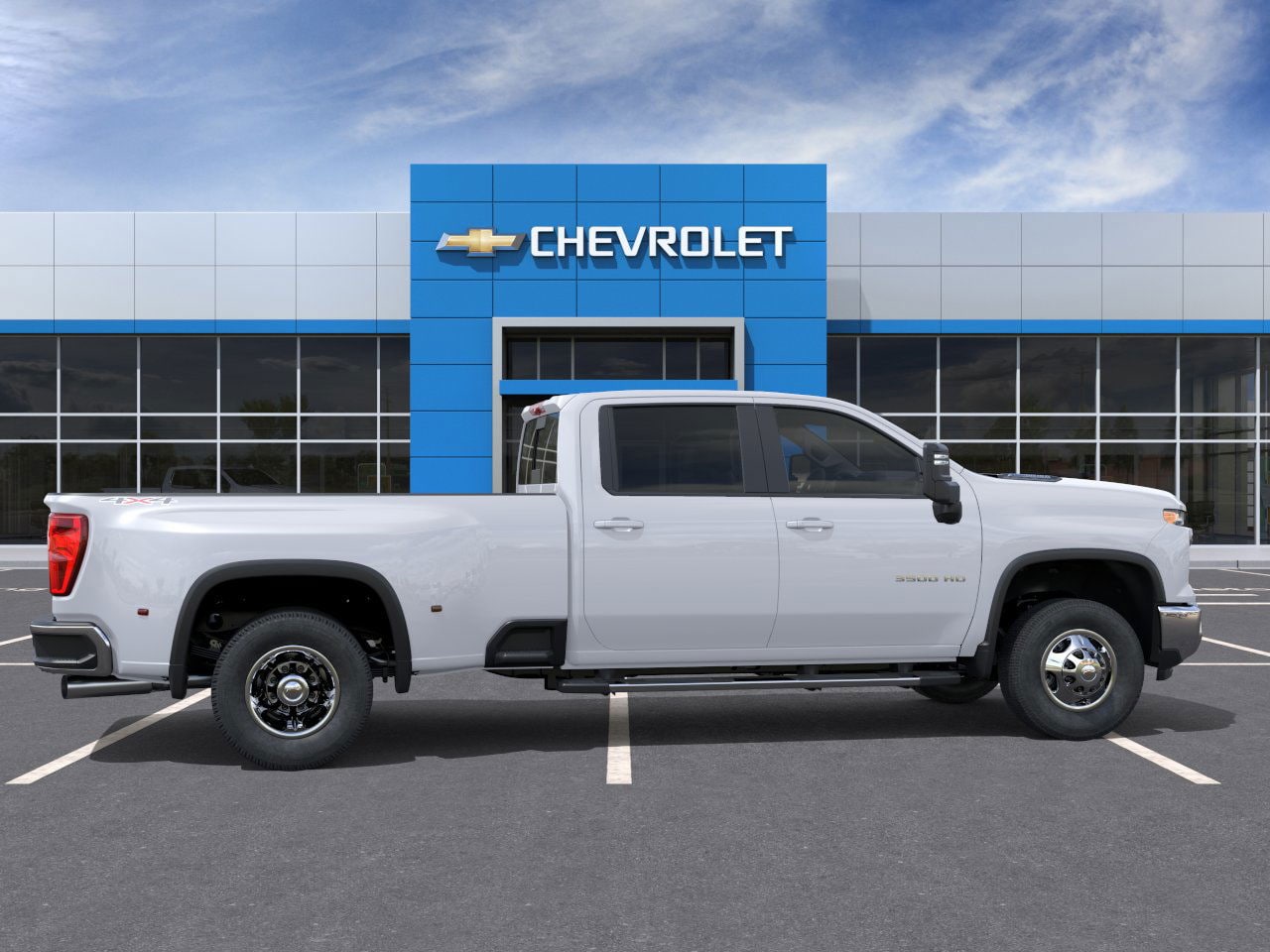 2026 Chevrolet Silverado 3500 HD LT DRW photo 5