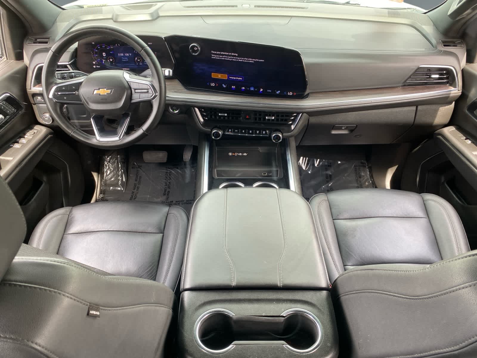 2025 Chevrolet Suburban LT - Photo 9