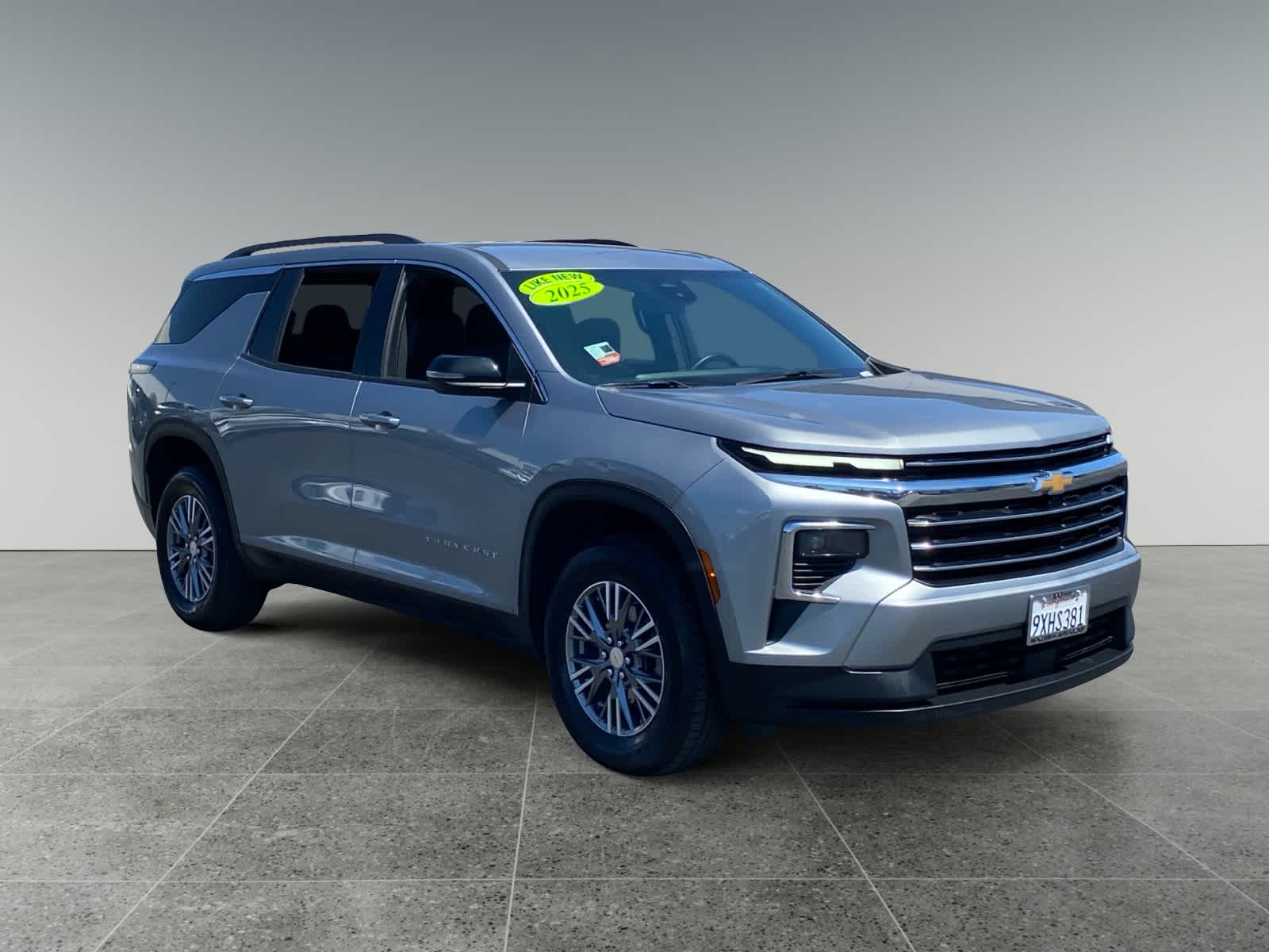 2025 Chevrolet Traverse LT - Photo 7