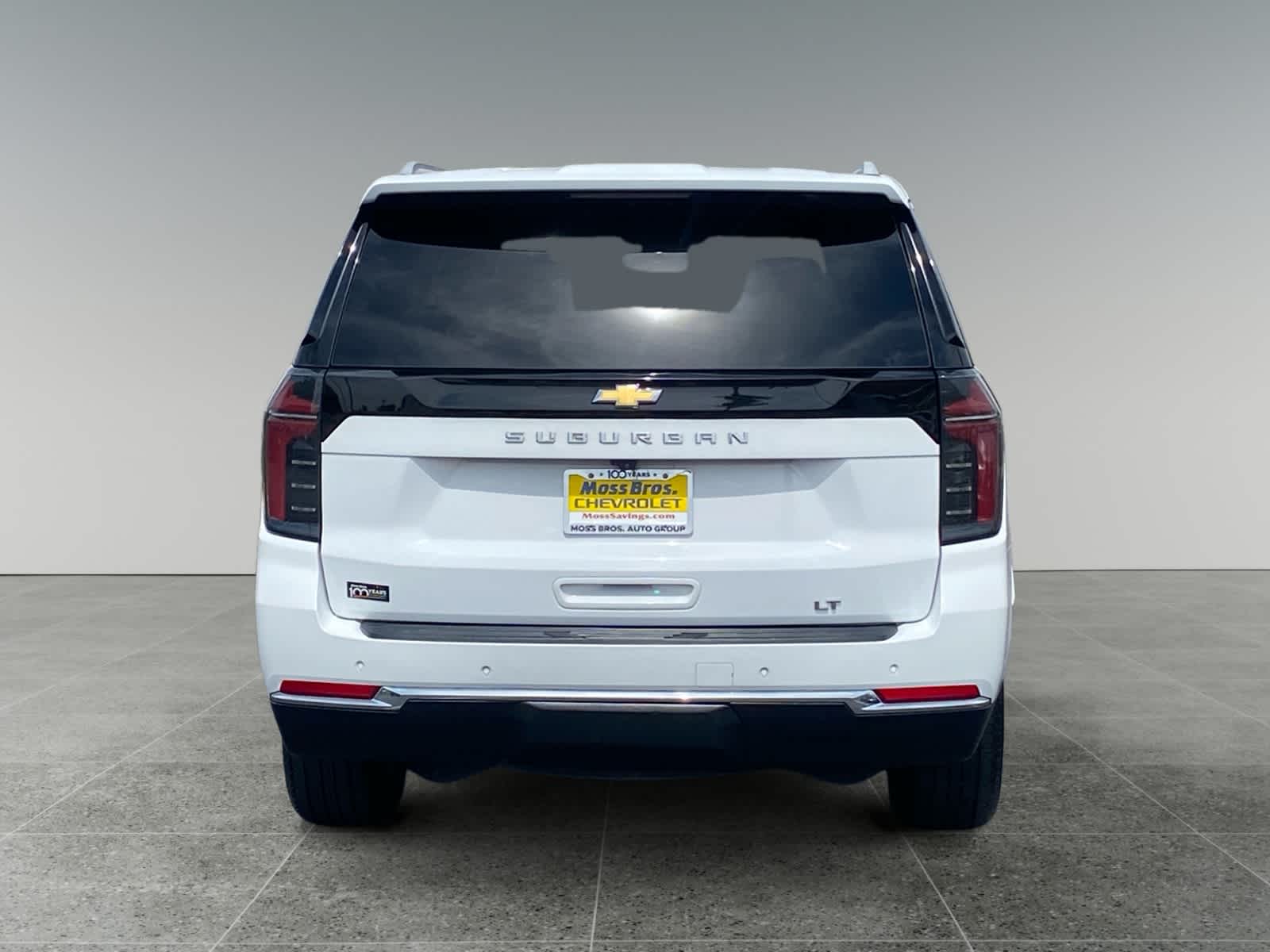 2025 Chevrolet Suburban LT - Photo 4