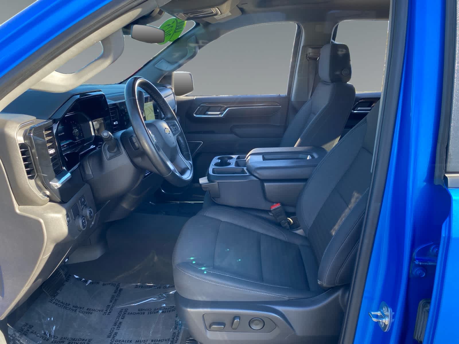 2025 Chevrolet Silverado 1500 LT - Photo 9