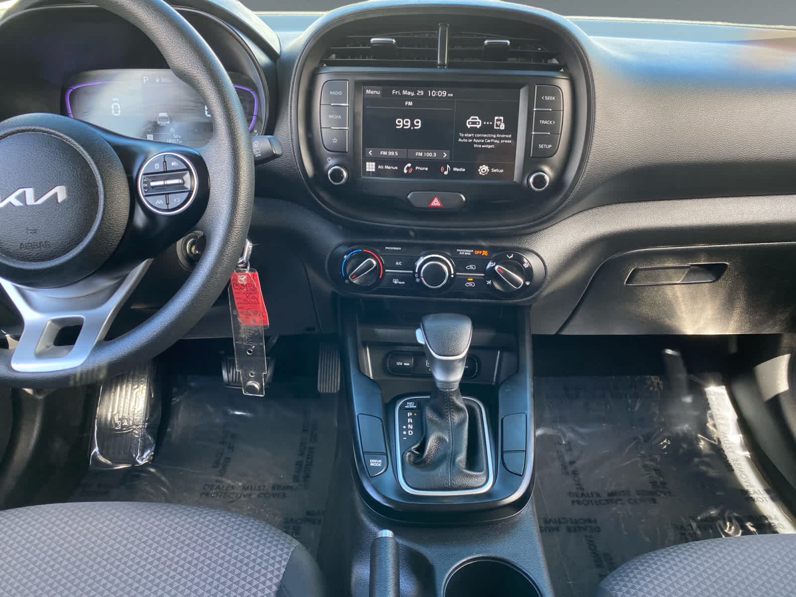 2025 Kia Soul LX - Photo 11