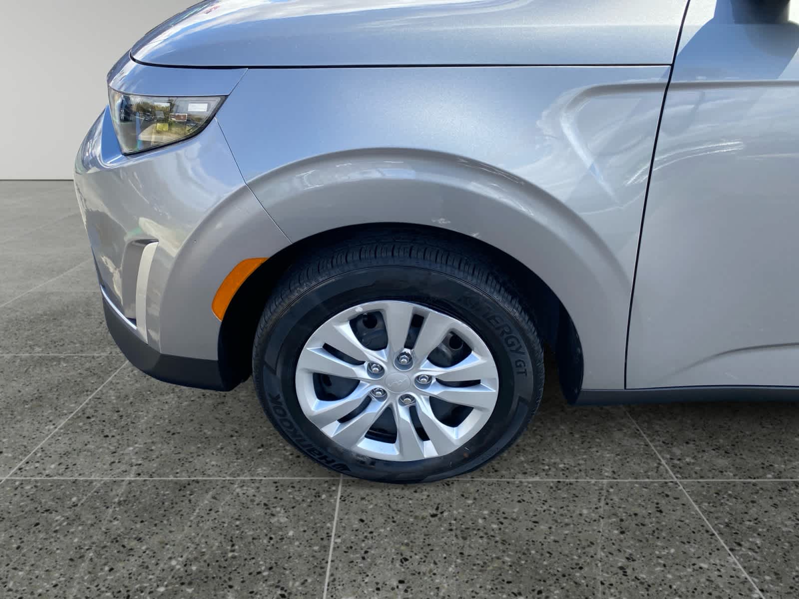 2025 Kia Soul LX - Photo 14