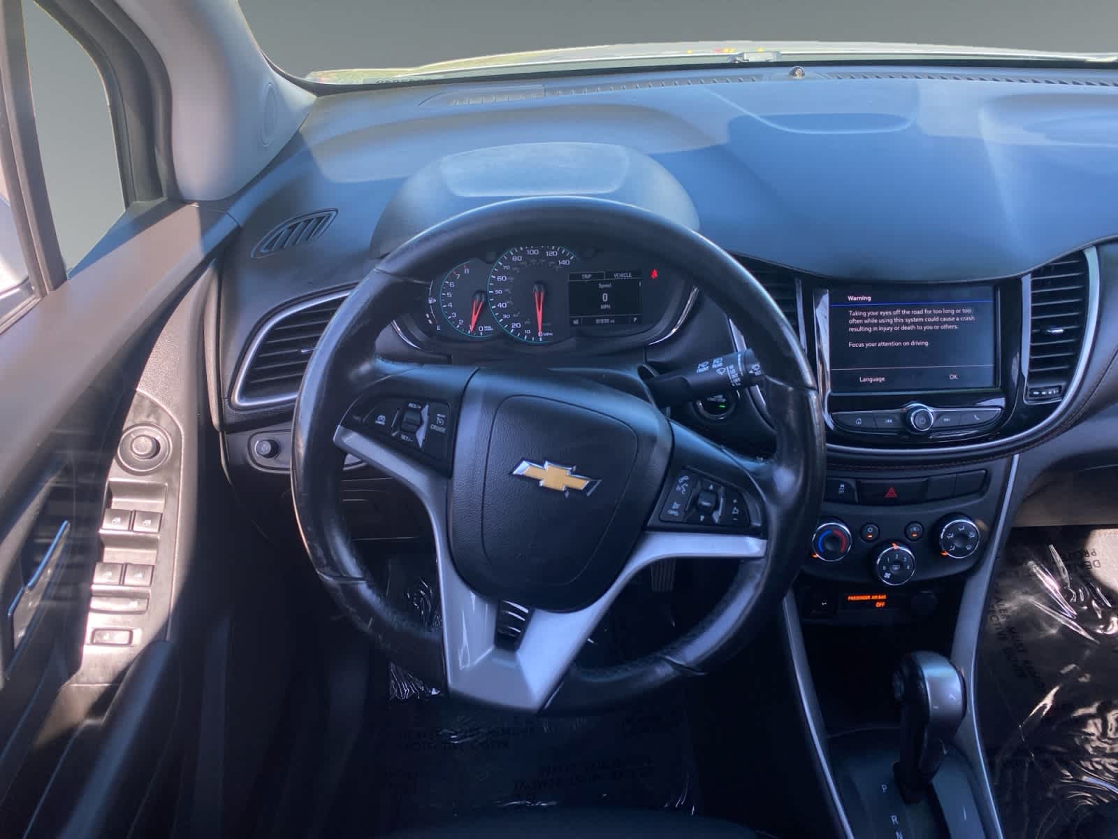 2022 Chevrolet Trax LT - Photo 12