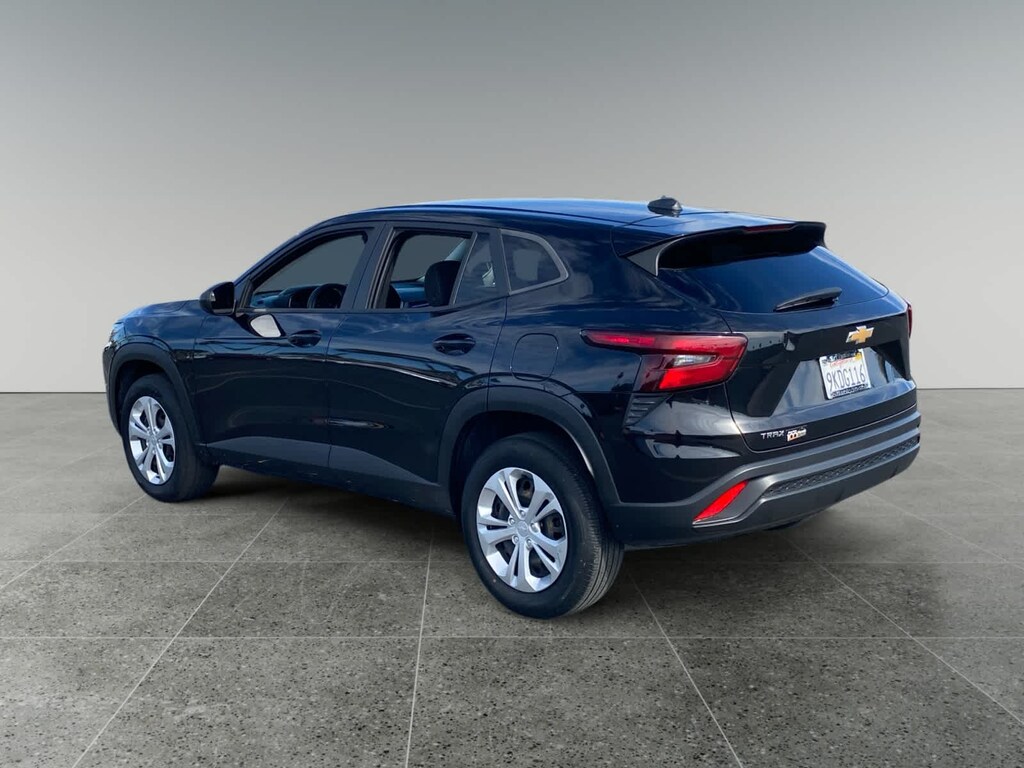 Used 2024 Chevrolet Trax LS SUV