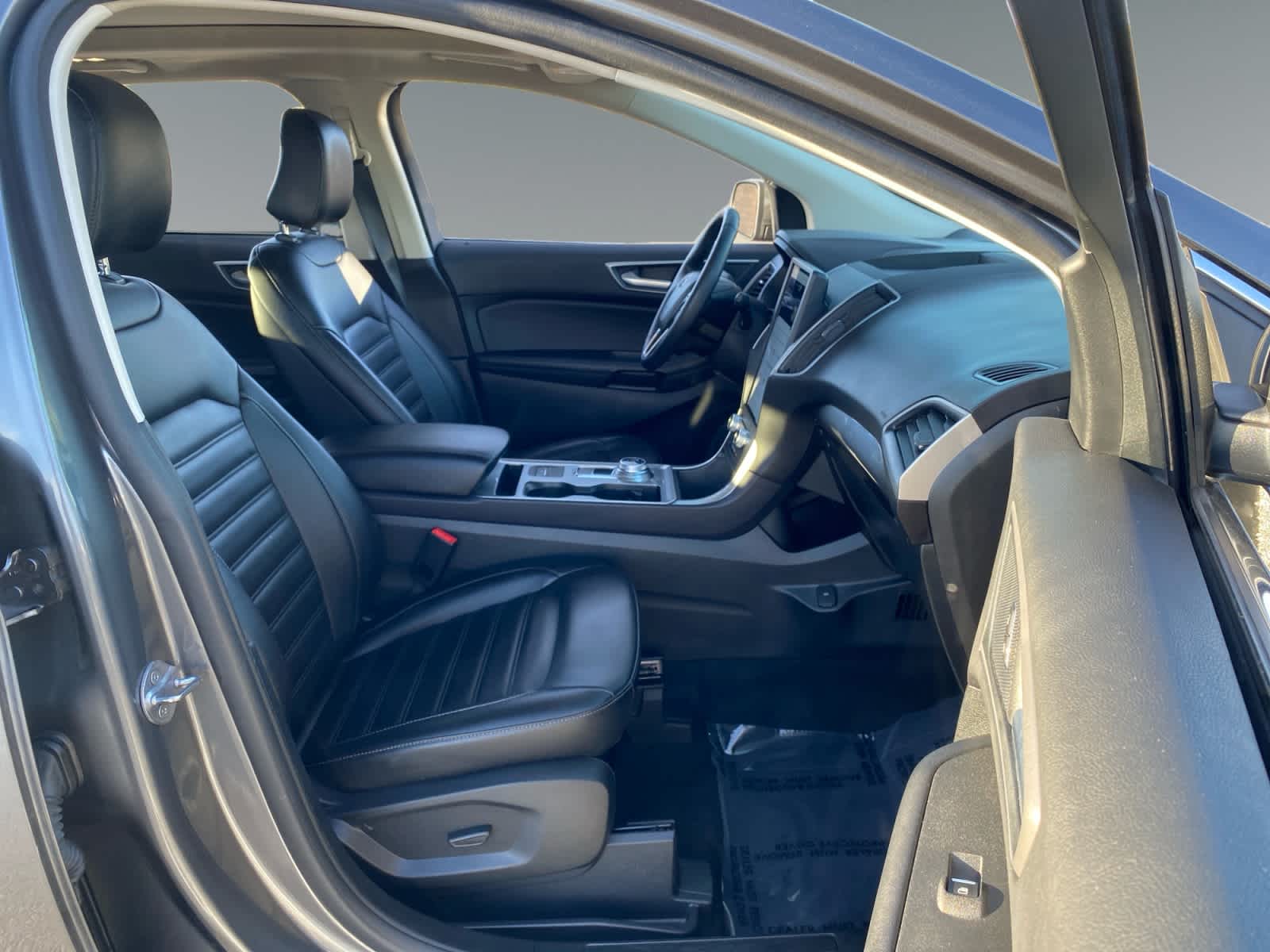 2024 Ford Edge SEL - Photo 15