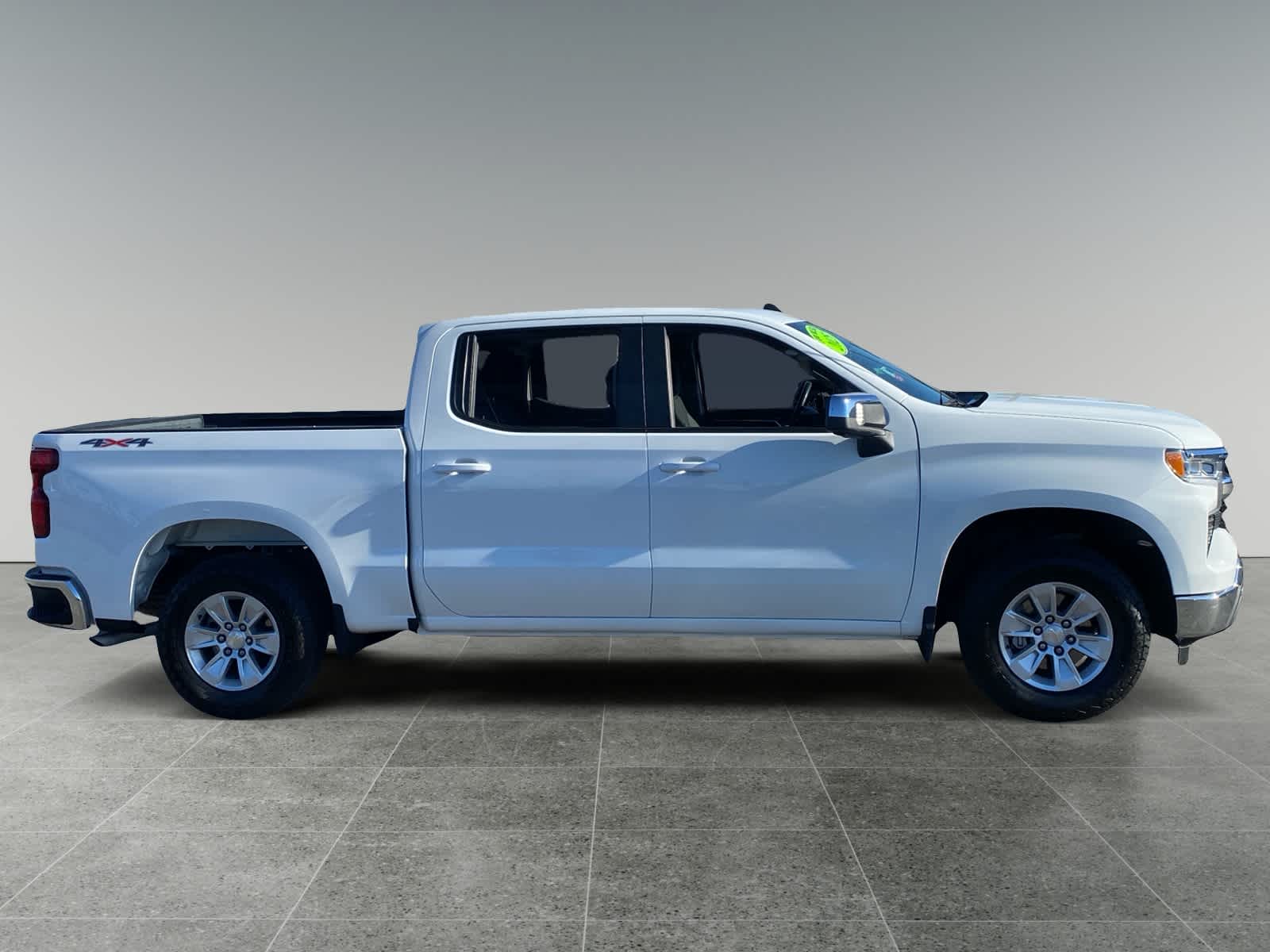 2025 Chevrolet Silverado 1500 LT - Photo 6