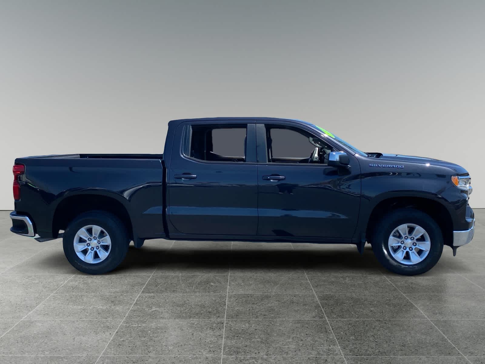2024 Chevrolet Silverado 1500 LT - Photo 6