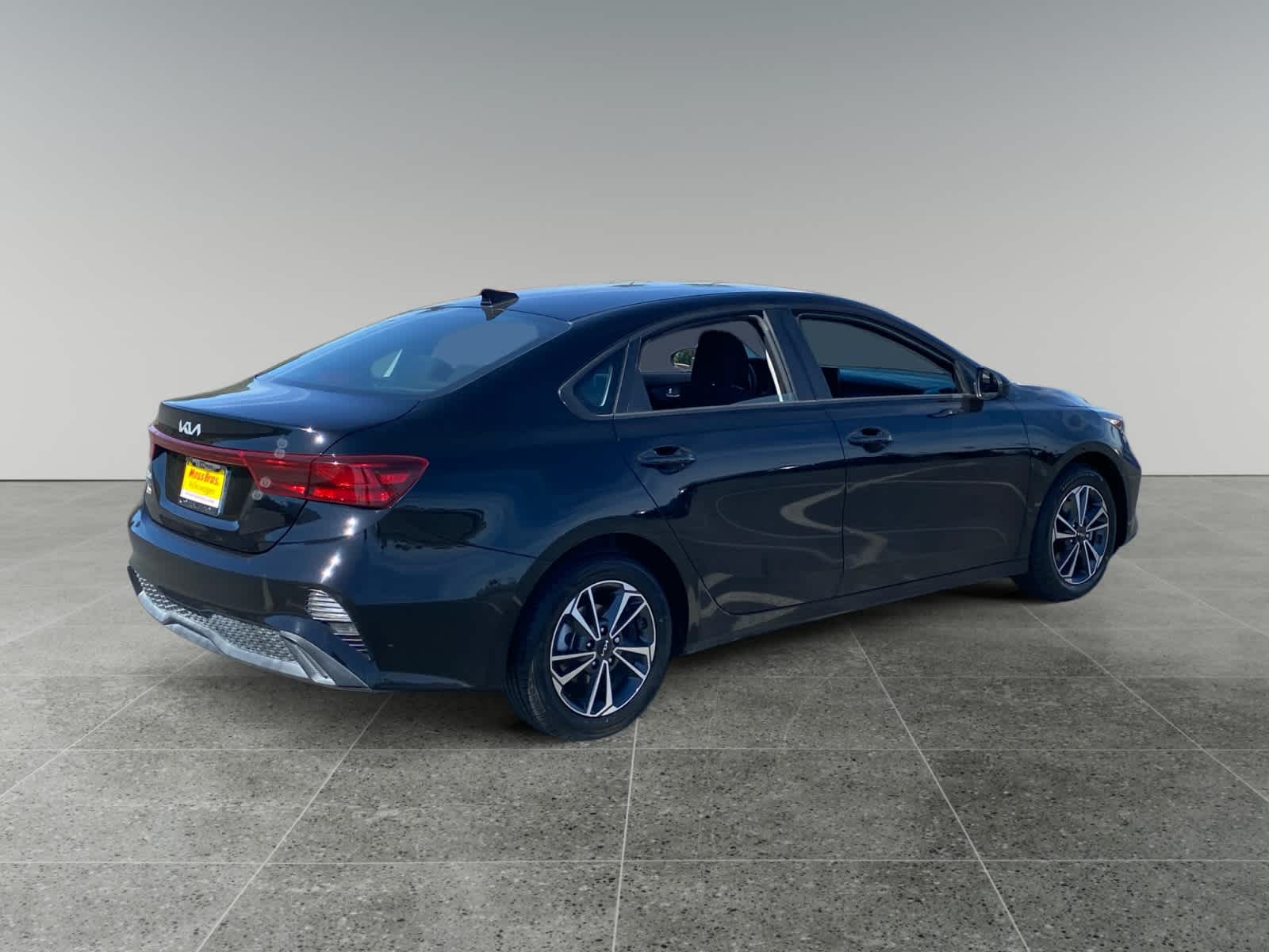 2024 Kia Forte LXS photo 5