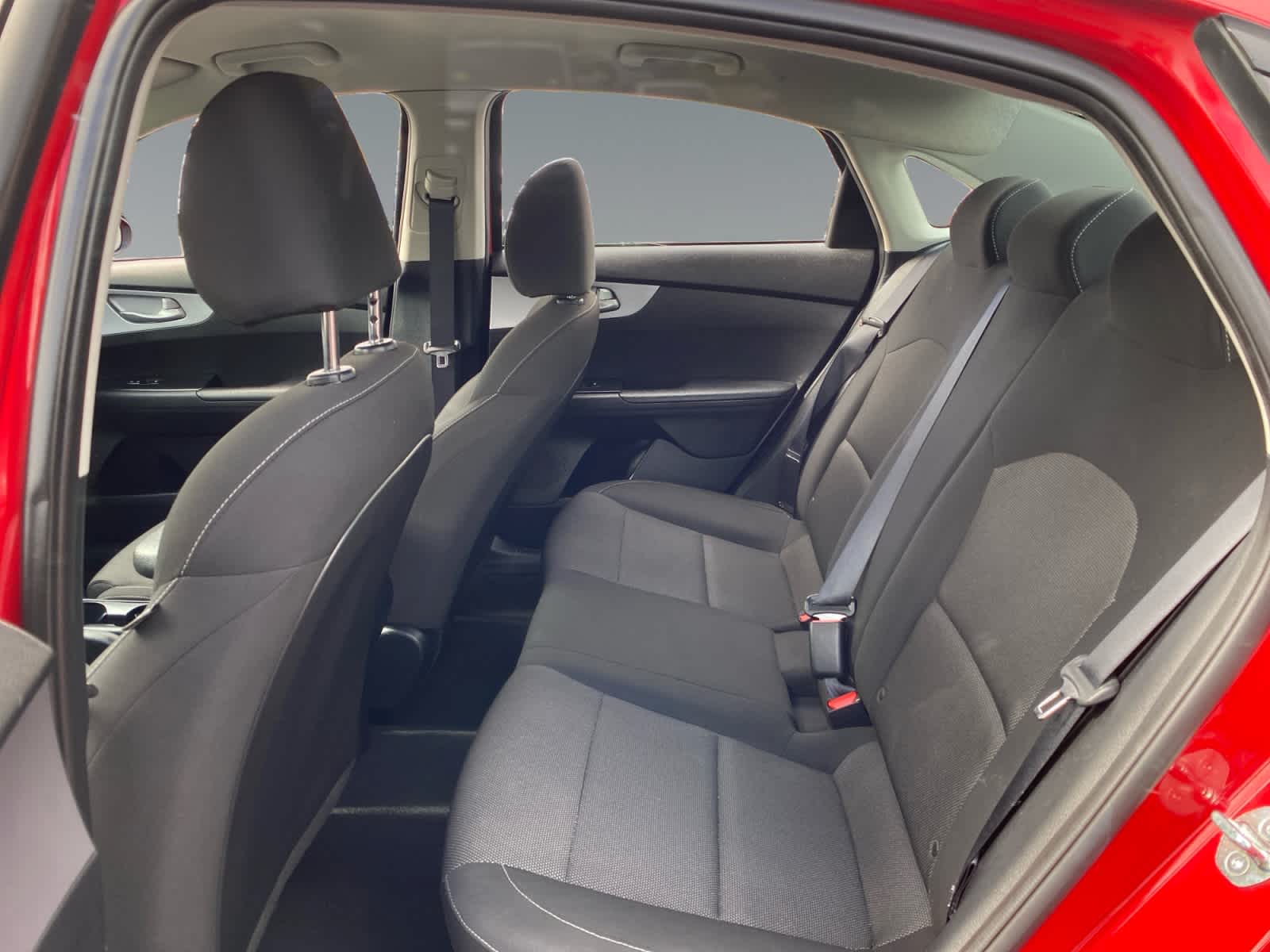 2023 Kia Forte LXS - Photo 13