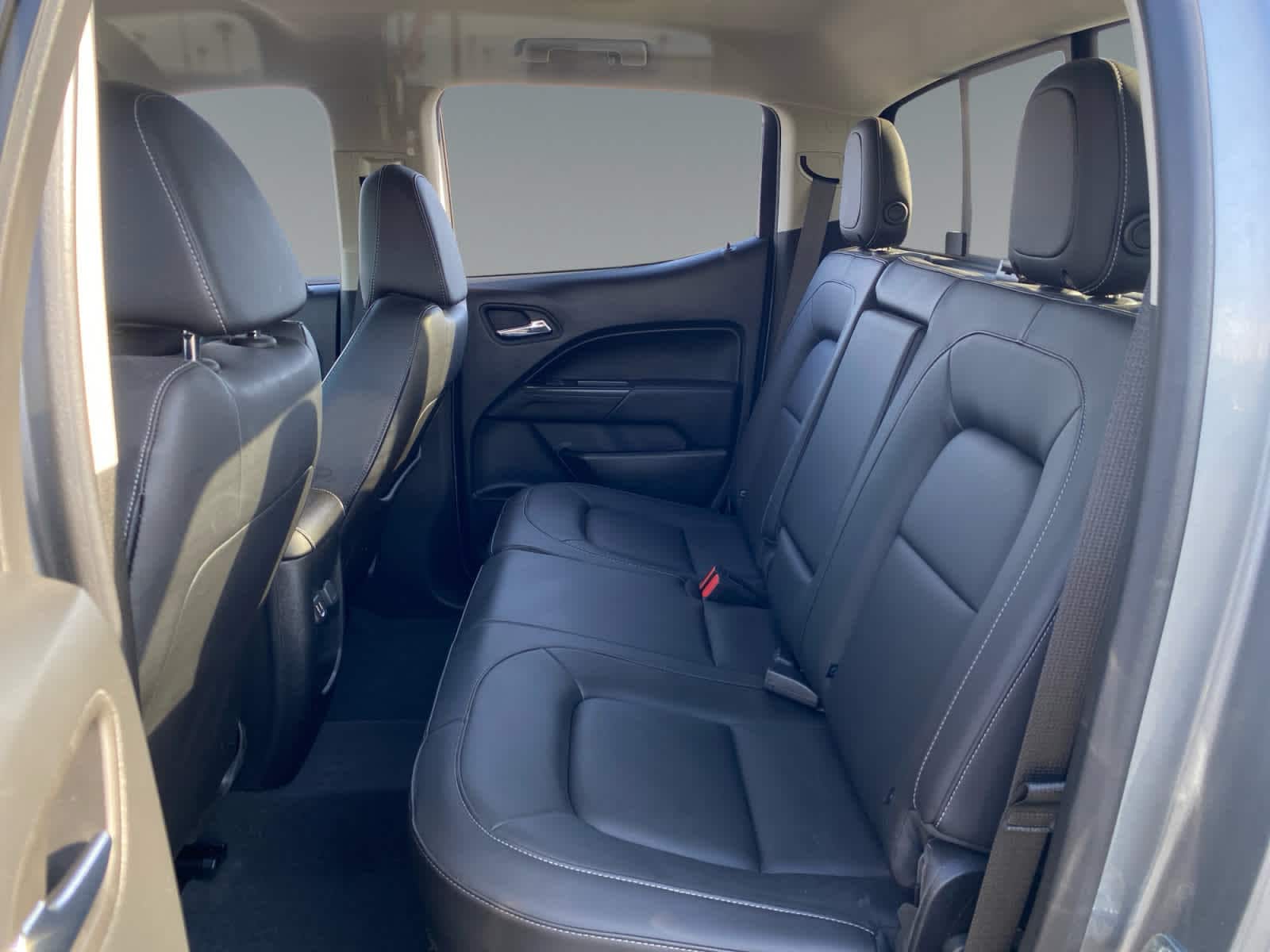 2022 Chevrolet Colorado ZR2 - Photo 13