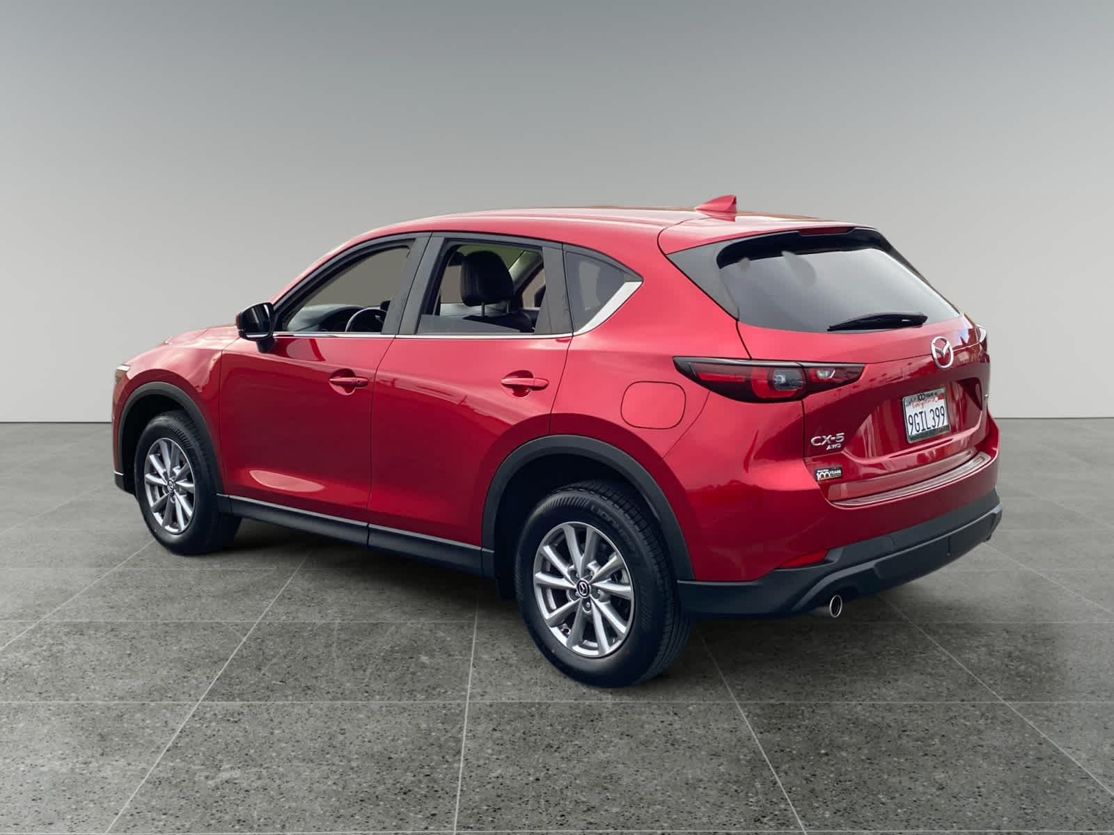2023 Mazda CX-5 2.5 S Preferred Package photo 3