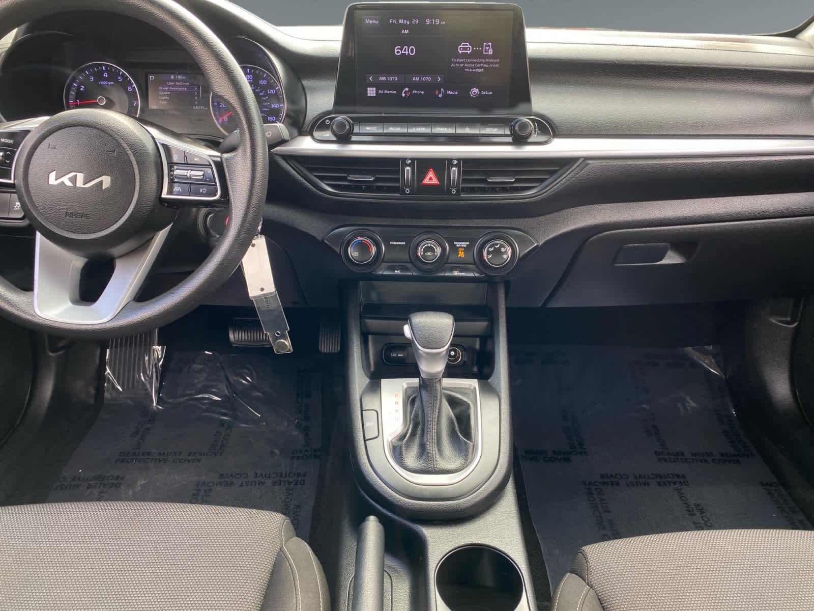 2023 Kia Forte LXS - Photo 11
