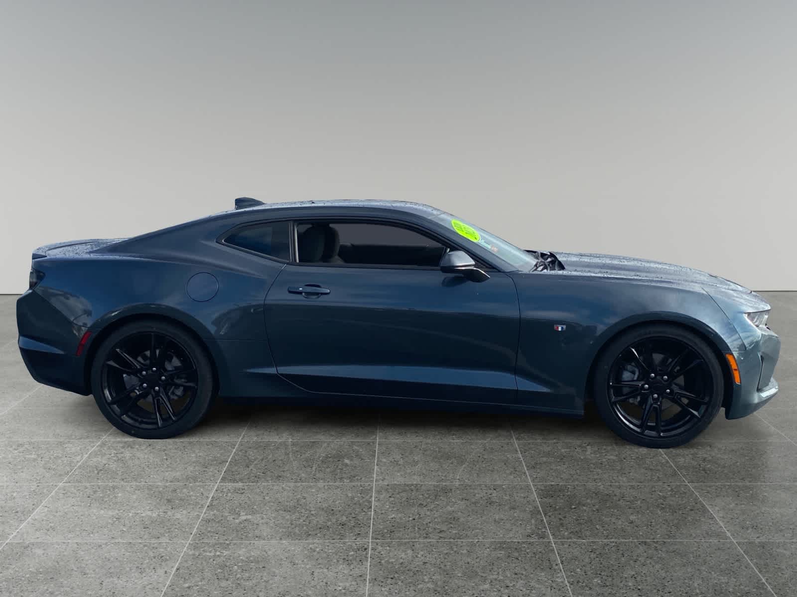 2023 Chevrolet Camaro 1LT photo 6