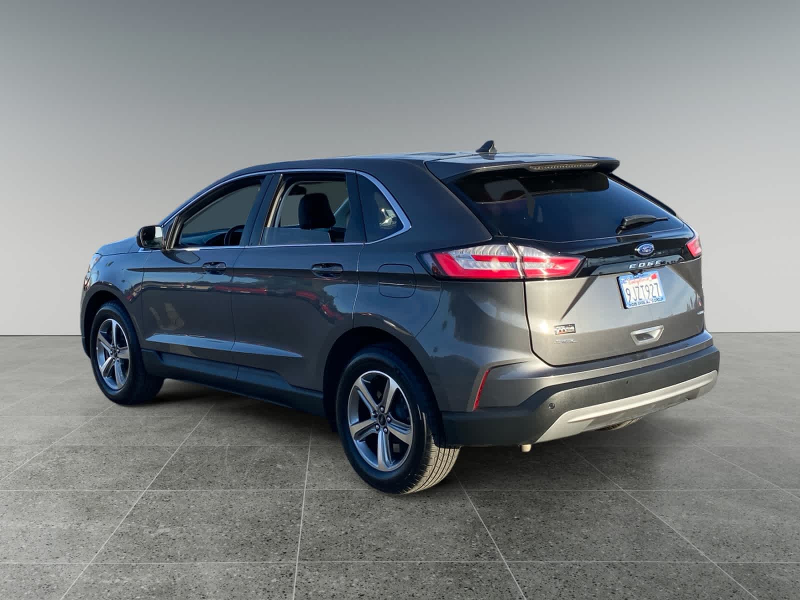 2024 Ford Edge SEL - Photo 3