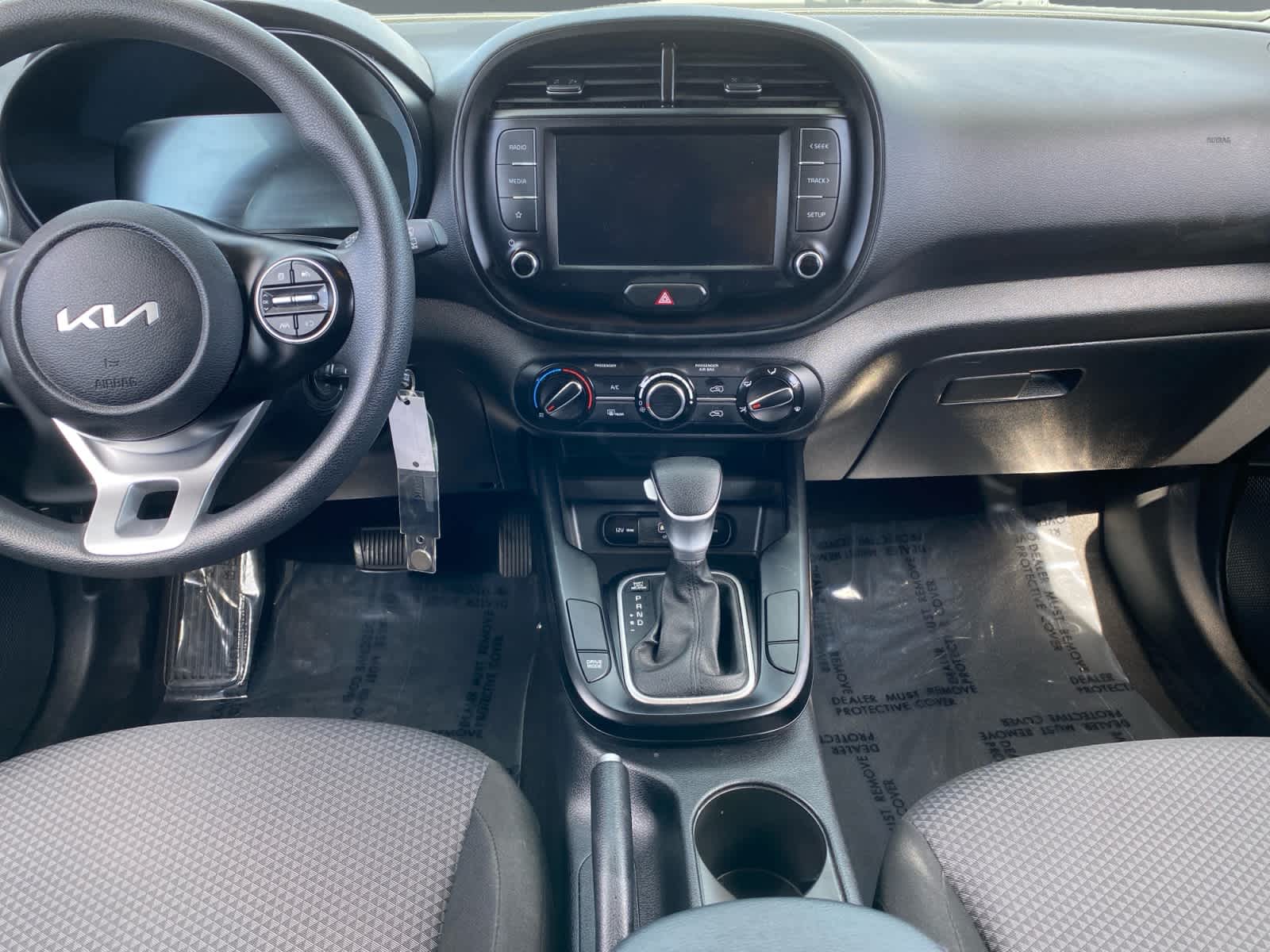 2025 Kia Soul LX - Photo 11