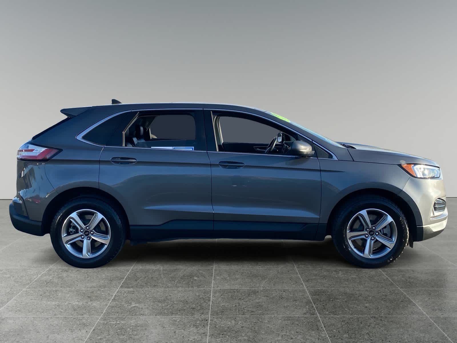 2024 Ford Edge SEL - Photo 6