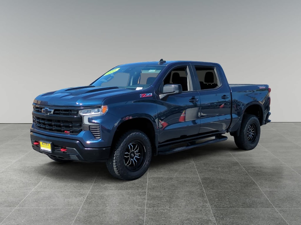 Used 2022 Chevrolet Silverado 1500 LT Trail Boss Truck Crew Cab