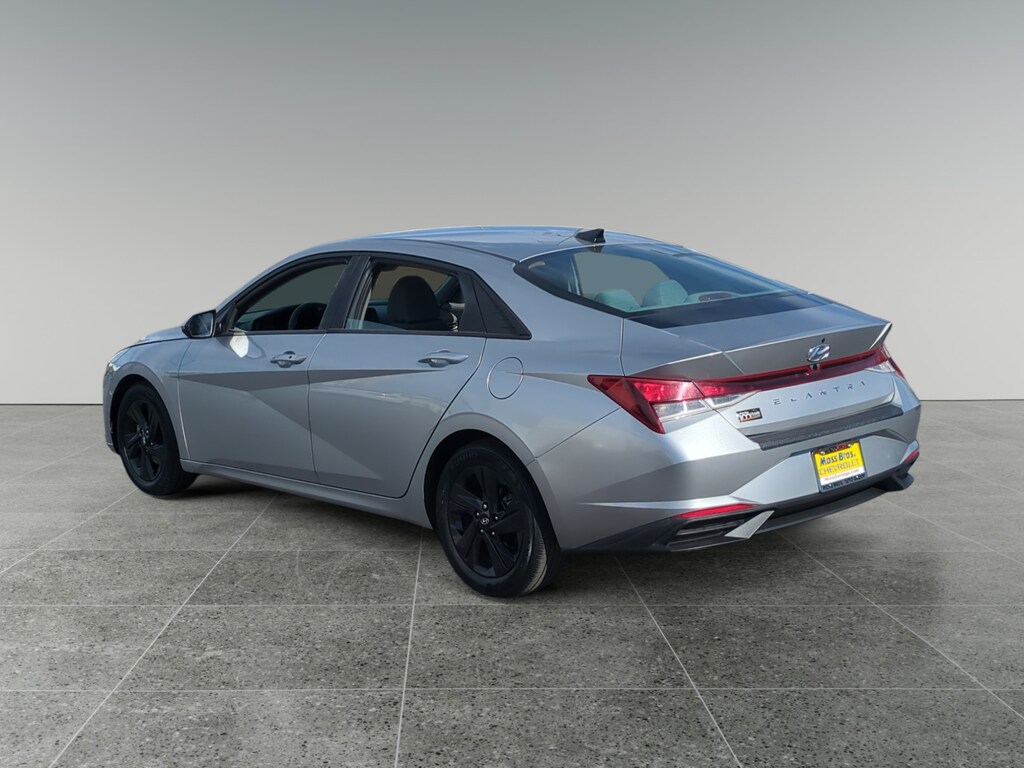 Used 2021 Hyundai Elantra SEL Sedan