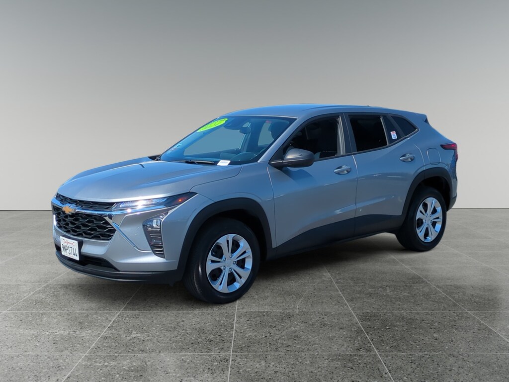 Used 2024 Chevrolet Trax LS SUV