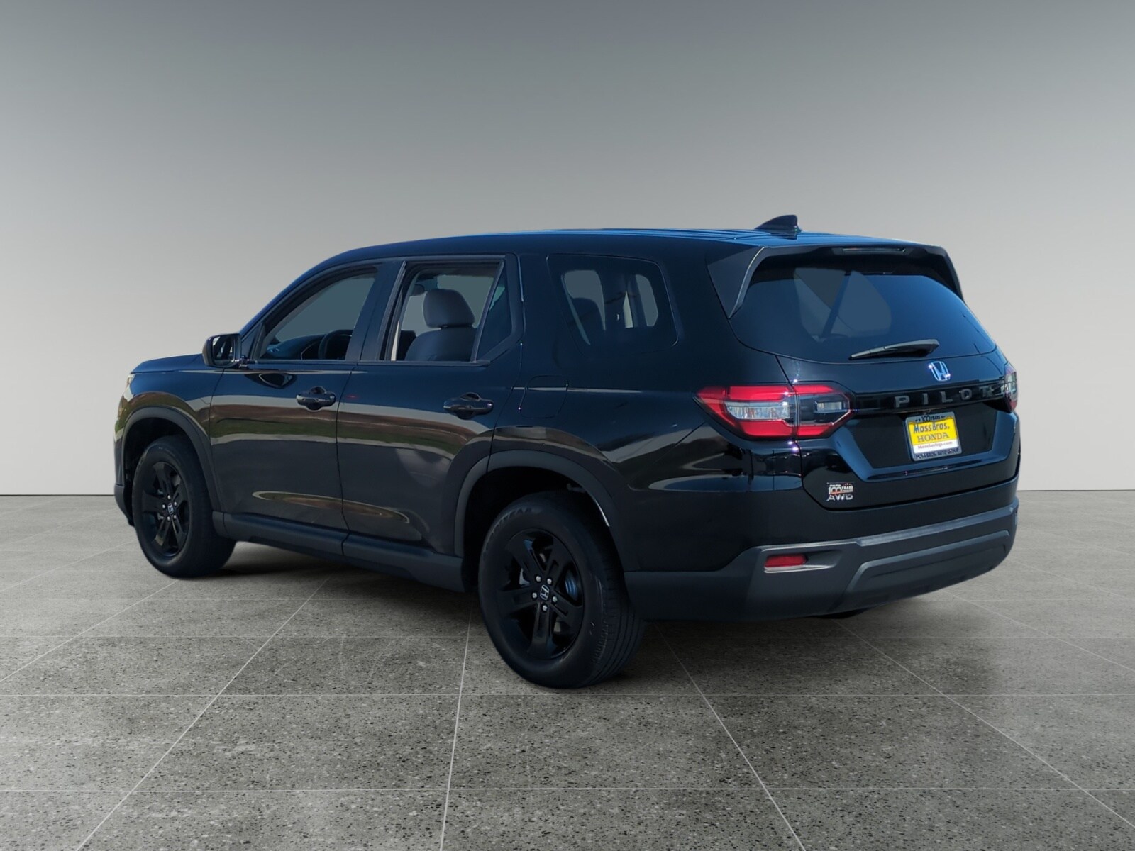 2024 Honda Pilot LX photo 3