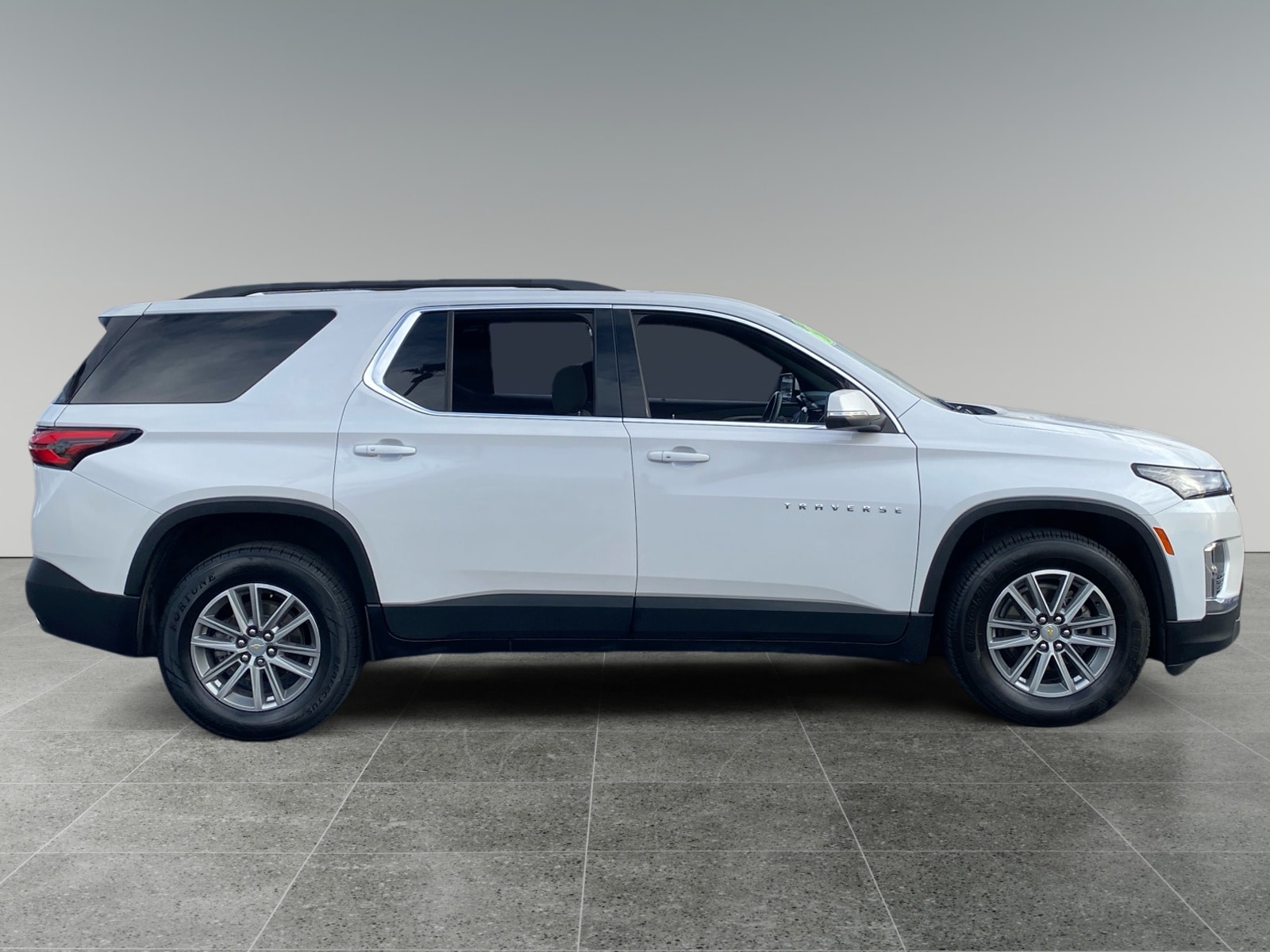 2023 Chevrolet Traverse 1LT - Photo 6