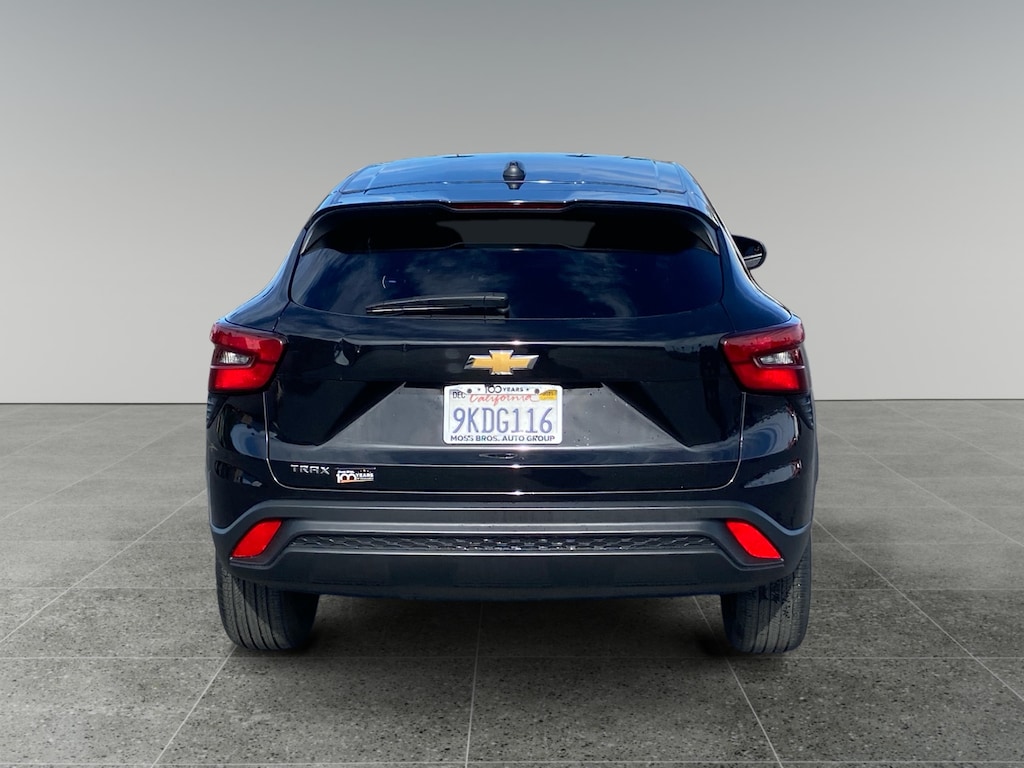 Used 2024 Chevrolet Trax LS SUV