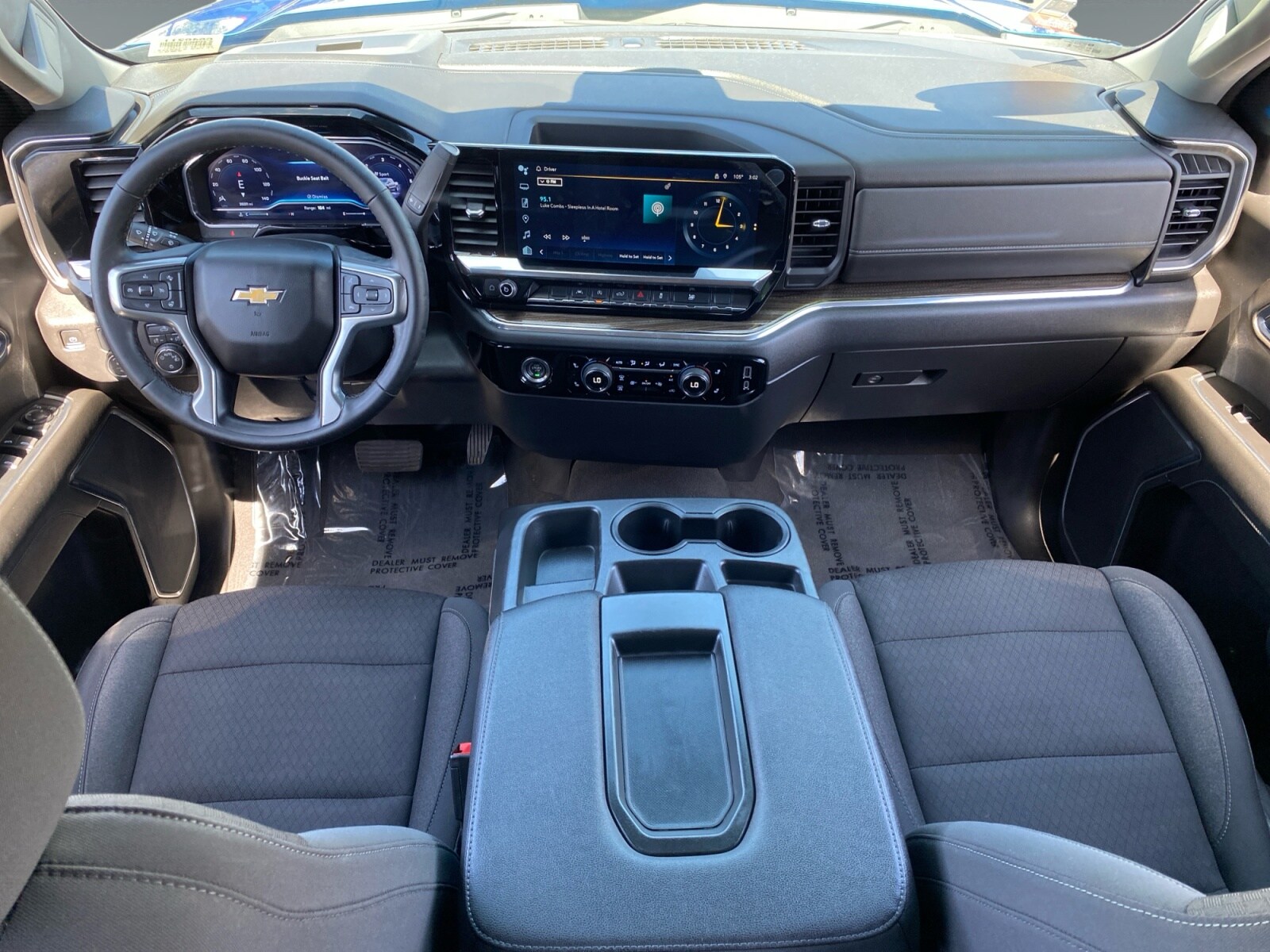 2023 Chevrolet Silverado 1500 LT - Photo 10