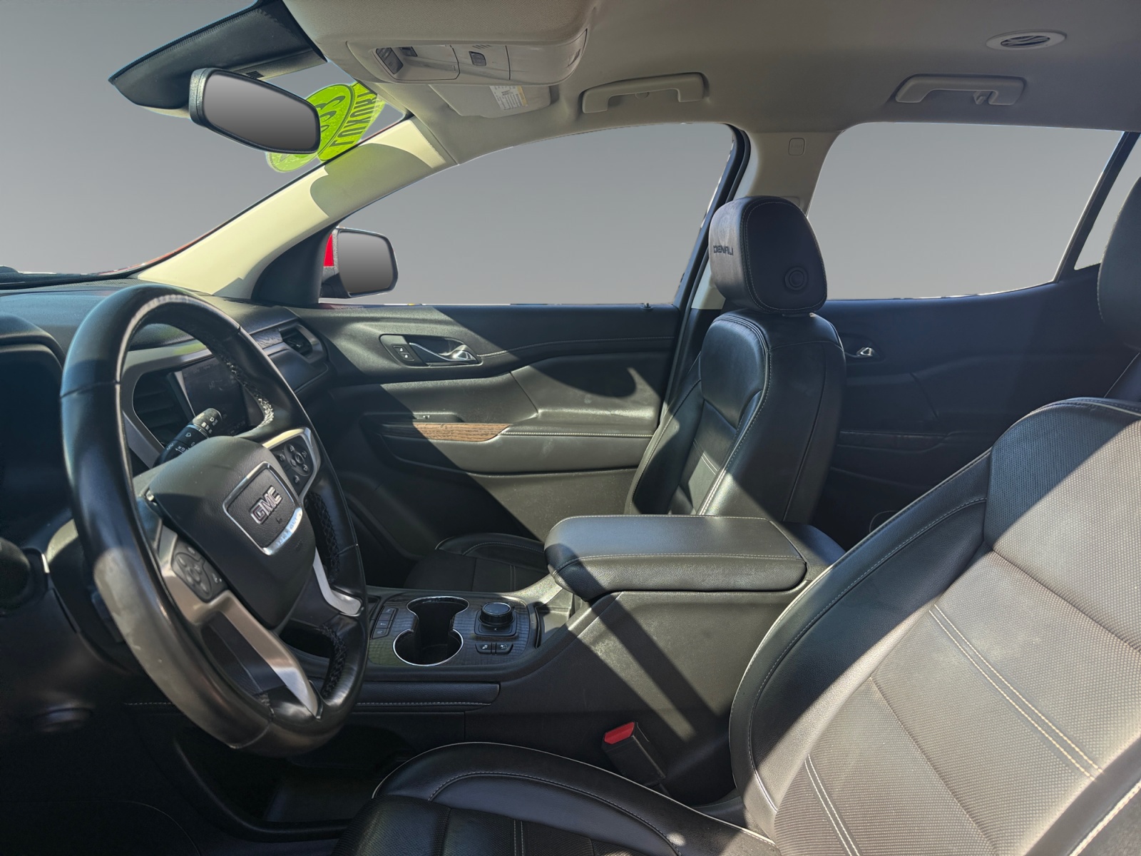 2023 GMC Acadia Denali - Photo 9