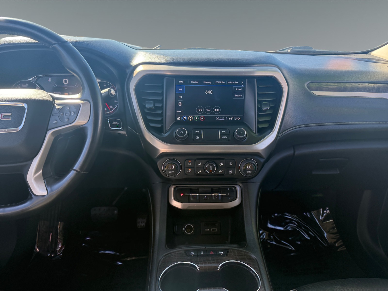 2023 GMC Acadia Denali - Photo 11