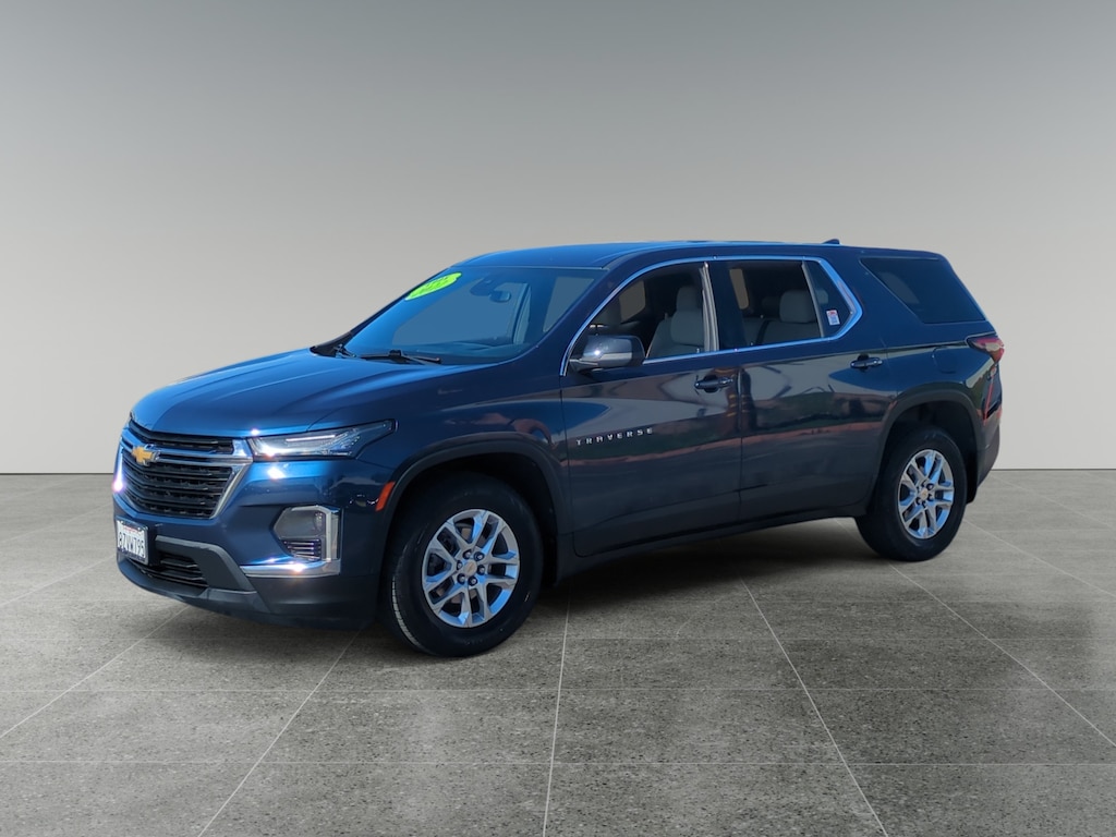 Used 2022 Chevrolet Traverse LS SUV