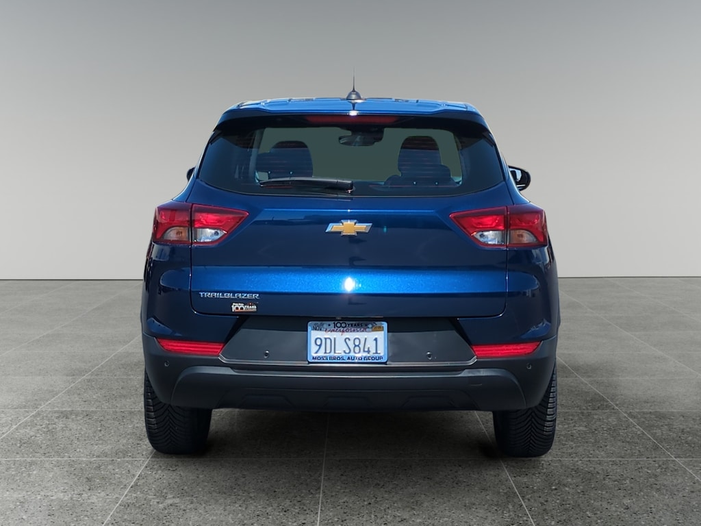Used 2023 Chevrolet Trailblazer LS SUV