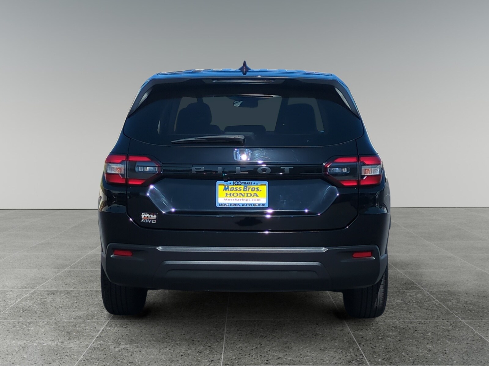 2024 Honda Pilot LX photo 4