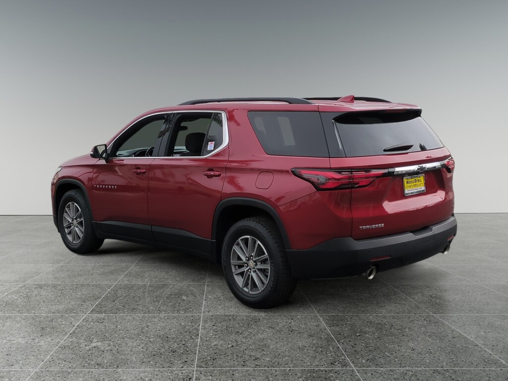 Used 2022 Chevrolet Traverse LT SUV