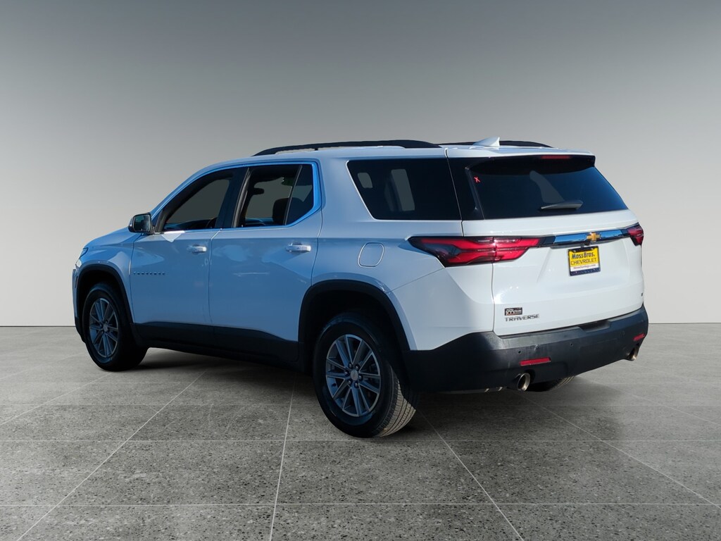 Used 2023 Chevrolet Traverse LT SUV