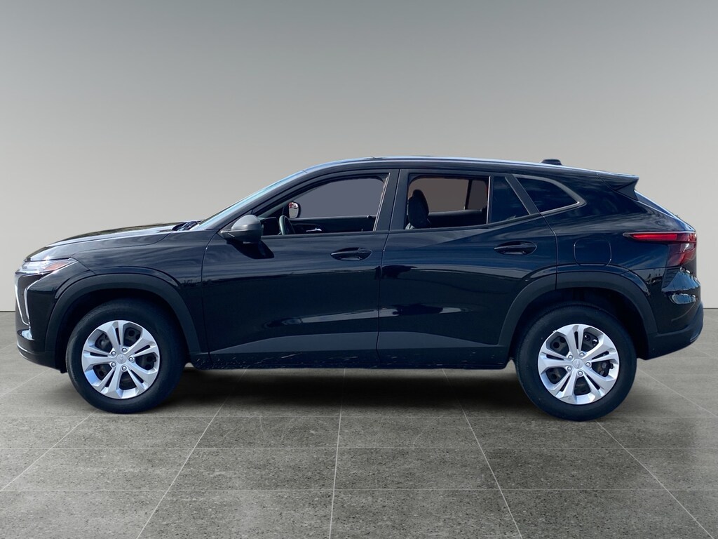 Used 2024 Chevrolet Trax LS SUV