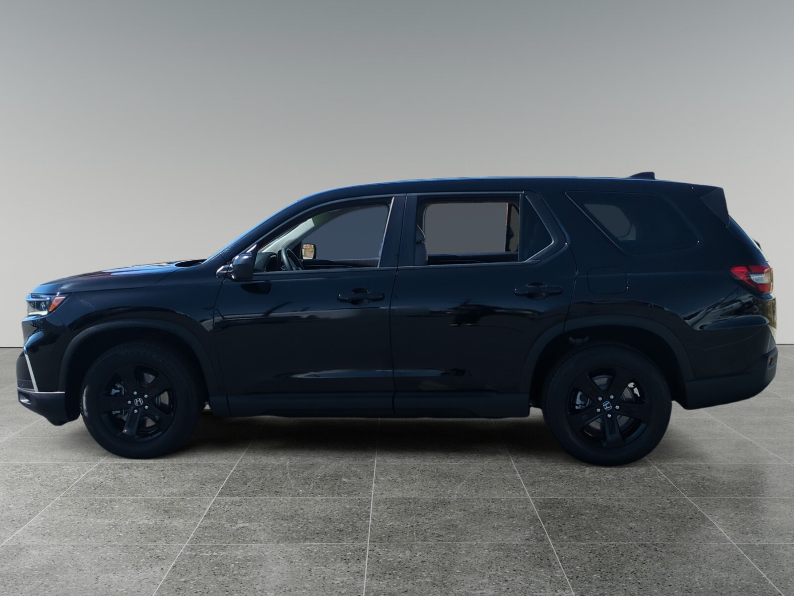 2024 Honda Pilot LX photo 2