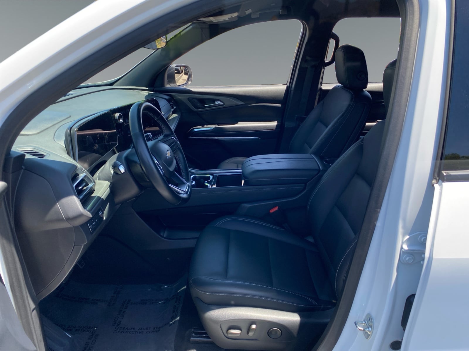 2025 Chevrolet Traverse LT - Photo 9