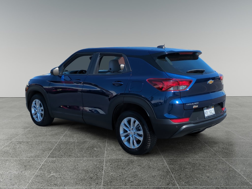 Used 2023 Chevrolet Trailblazer LS SUV