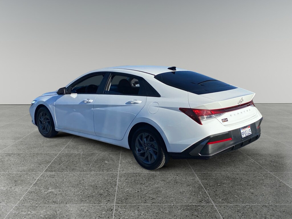 Used 2024 Hyundai Elantra SEL Sedan