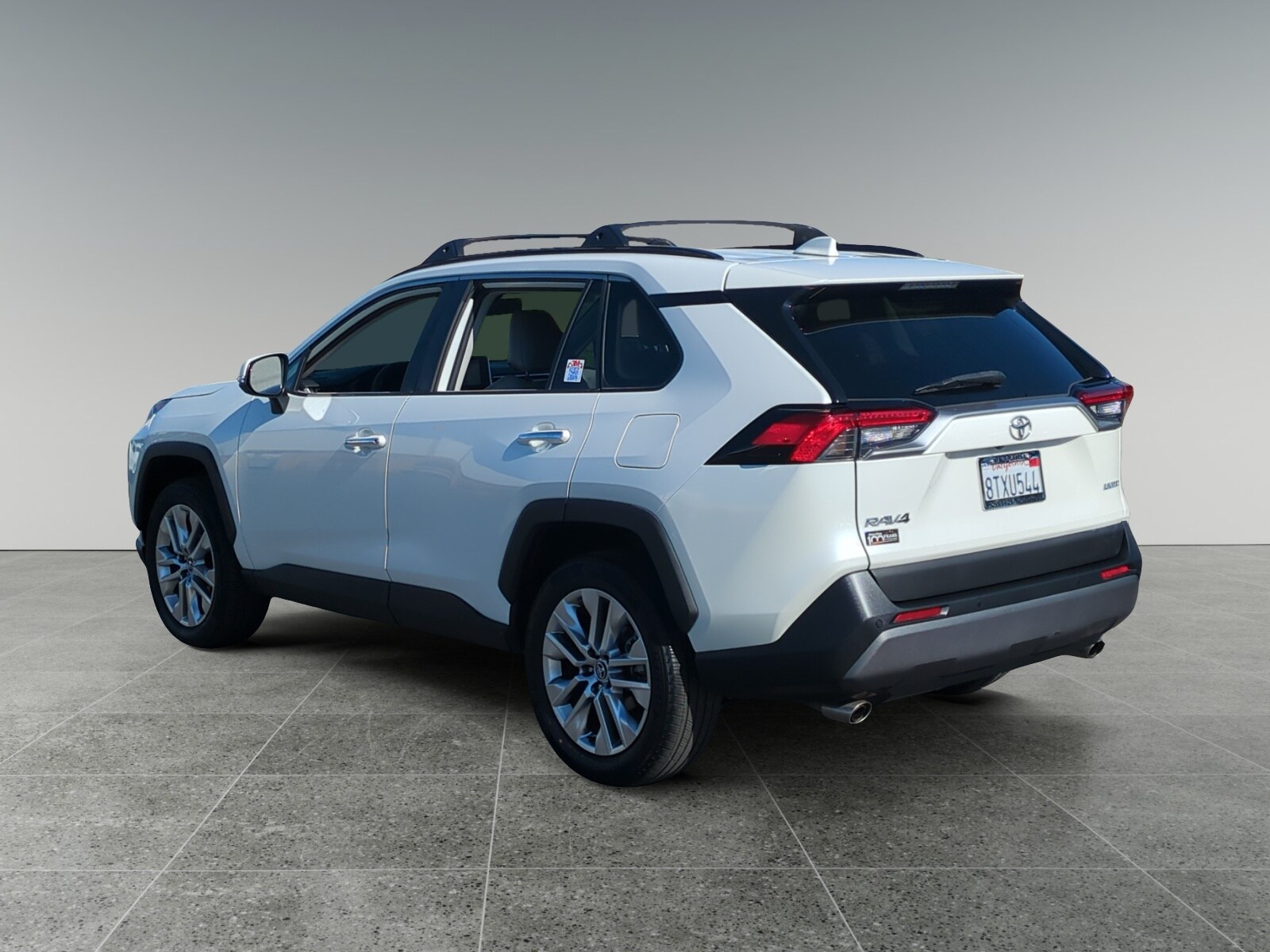 2021 Toyota RAV4 Limited photo 3