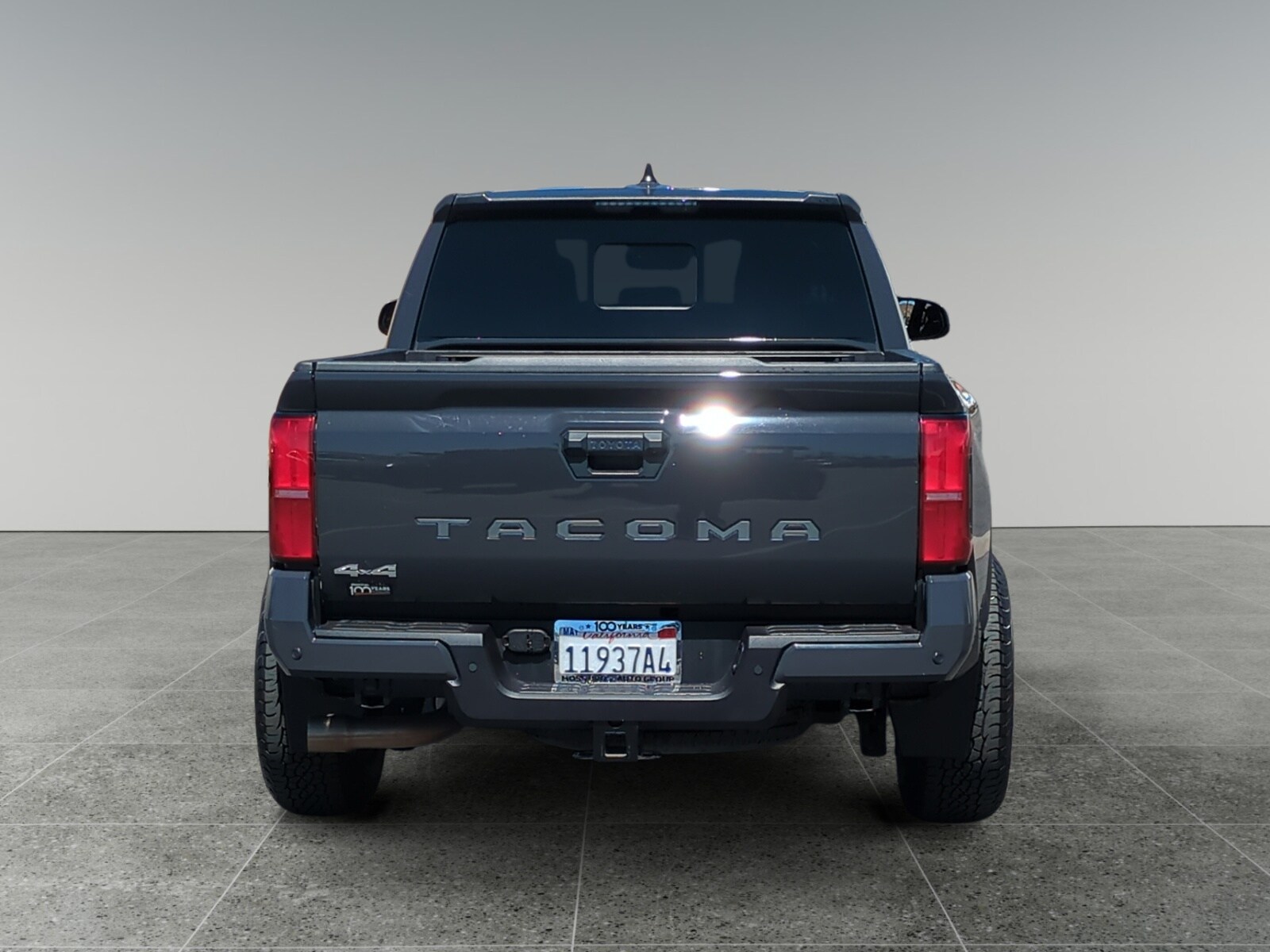 2024 Toyota Tacoma Limited photo 4